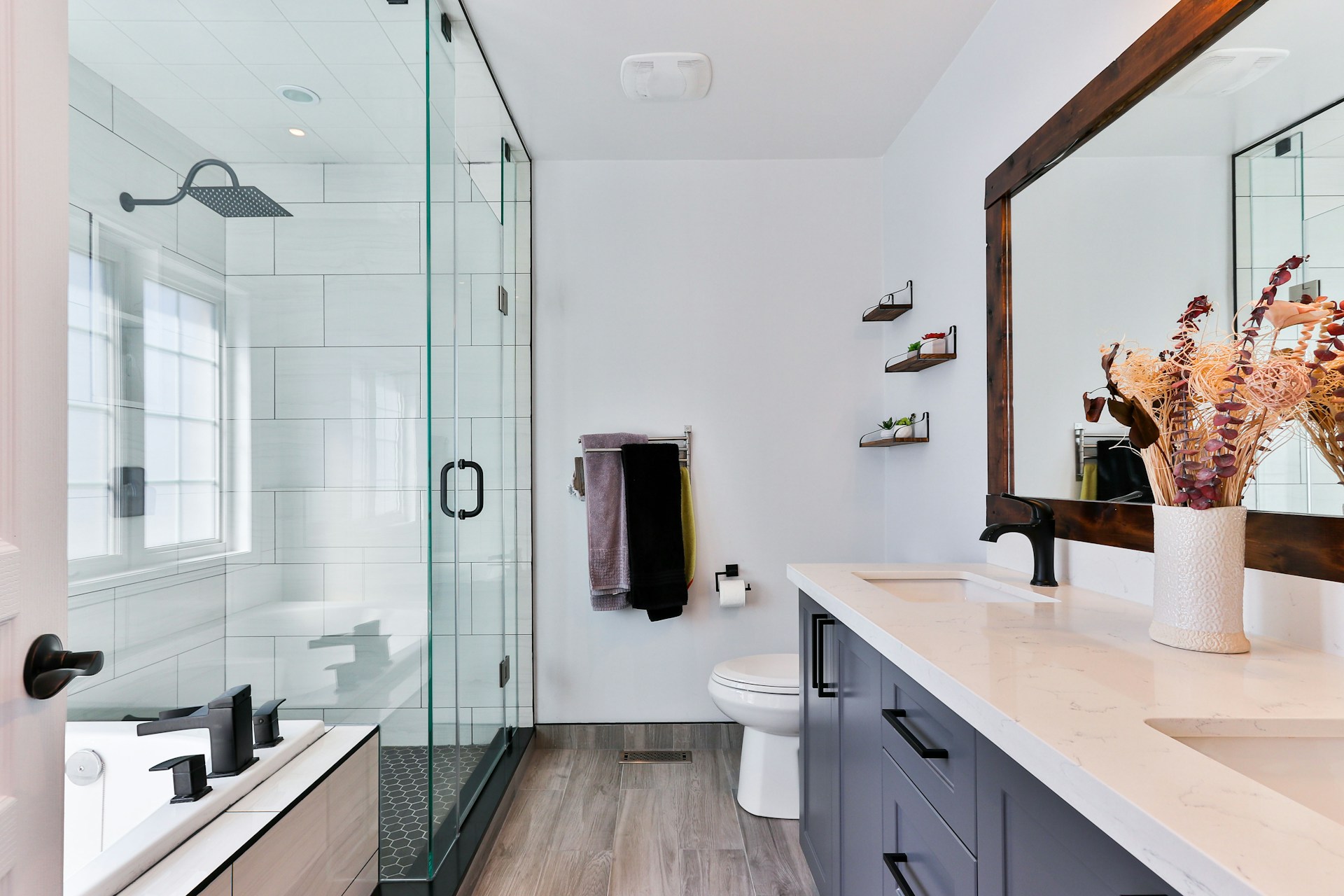 Bathroom Decor Ideas That Actually Work